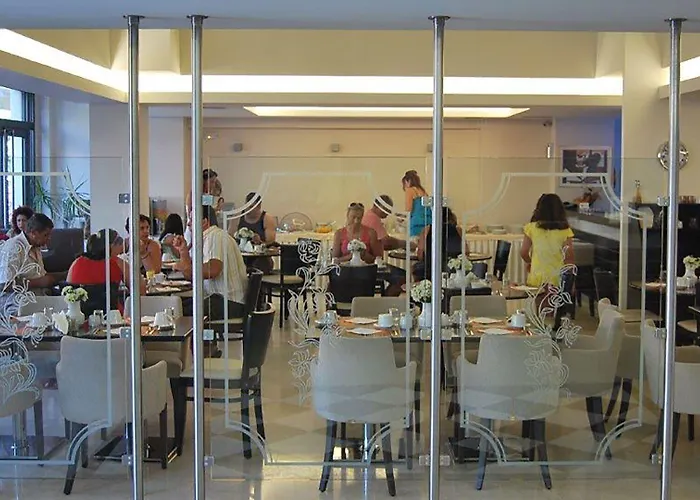 Saint George Hotell 4*