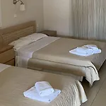 Saint George Hotel 4*