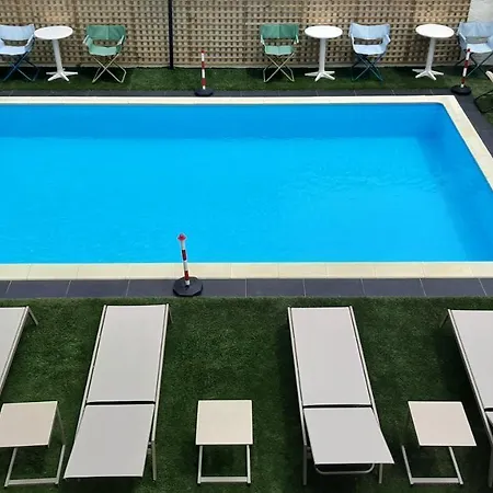 Saint George Hotel 4*