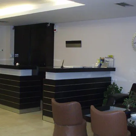 圣乔治酒店 酒店