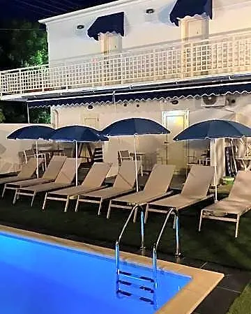 Saint George מלון 4*