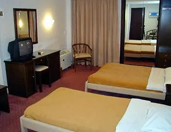 Saint George Hotel 4*